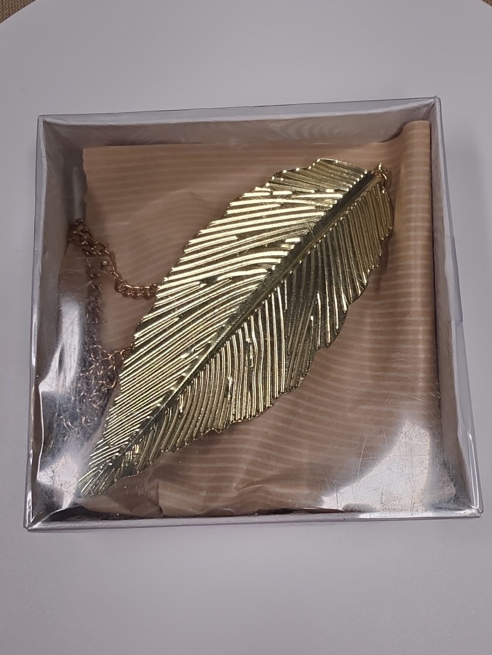 Gold-Toned Feather Pendant Necklace 24" (12" Drop) NEW! - Picture 9 of 9